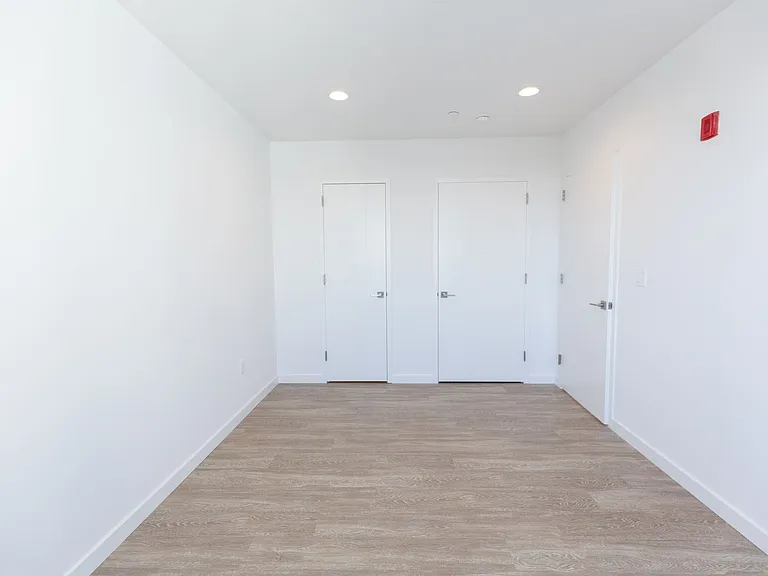Armory Lofts — Photo 33