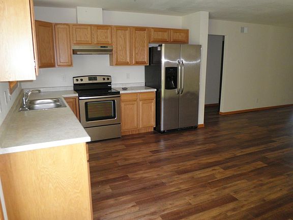 3rd image of 1321 New York Ave
