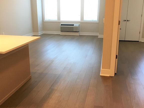 5th image of 461 Palisades Blvd APT 206