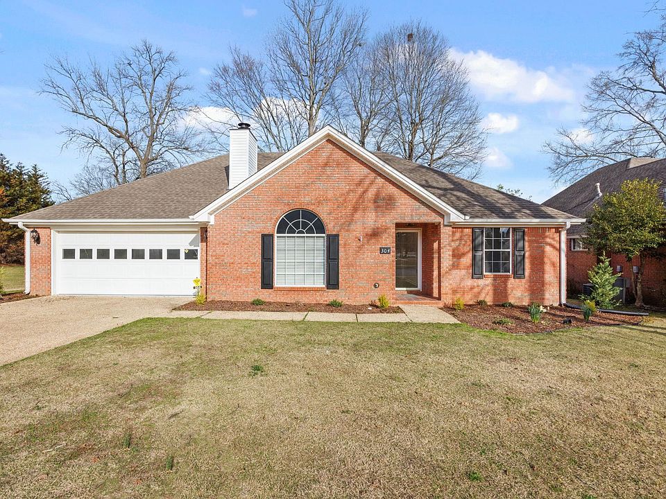 1st image of 304 Timberwood Dr