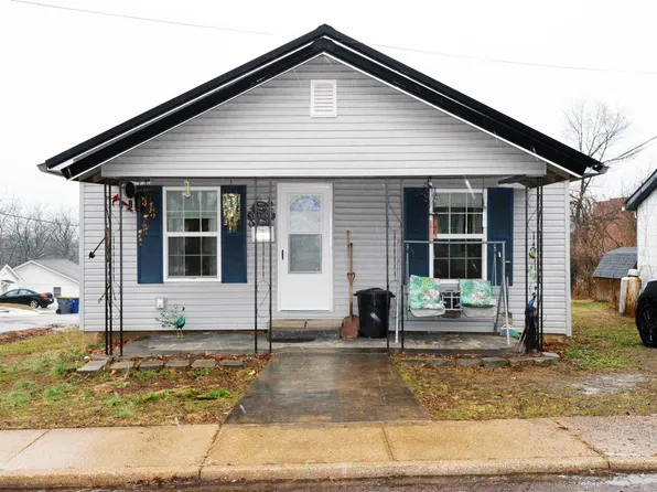 865 Walton St, Saint Clair, MO 63077