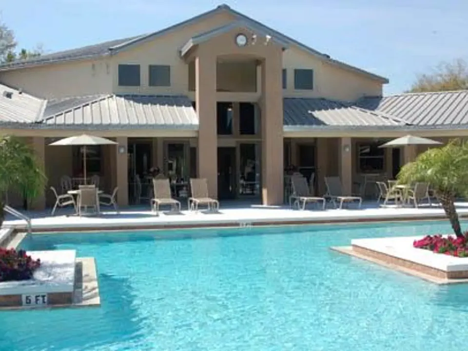 River Park Apartments