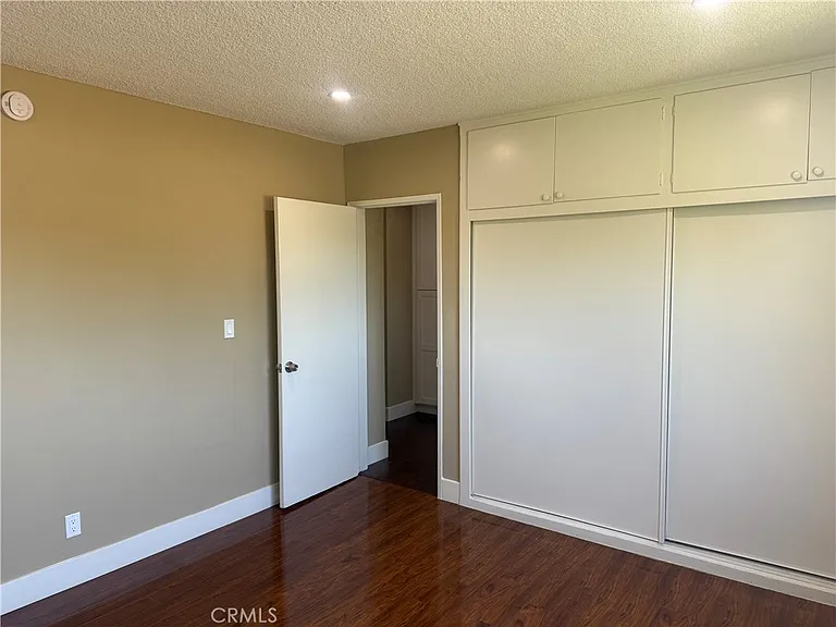 600 E Acacia Ave #6 — Photo 14