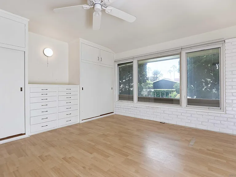 8405 Paseo Del Ocaso — Photo 10