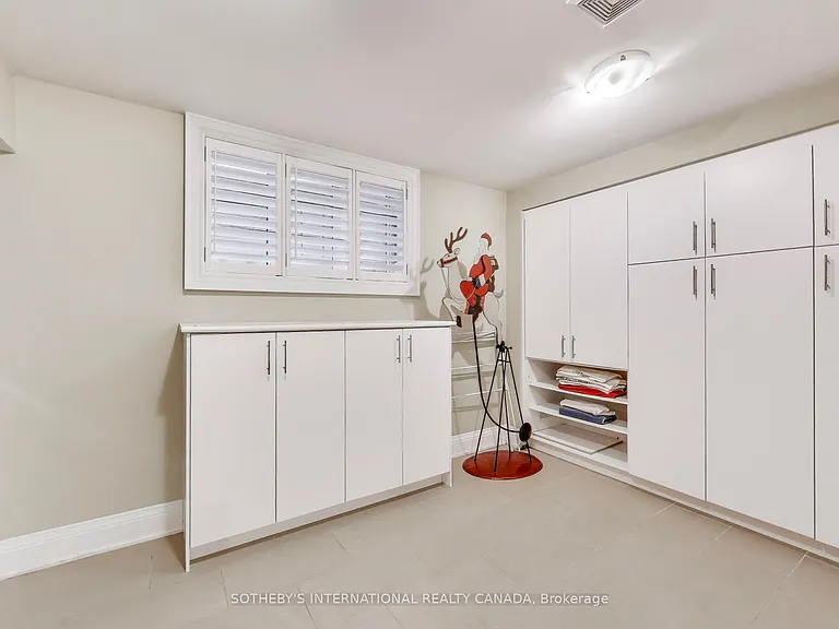 16 Saint Phillips Rd — Photo 40