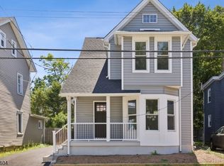 215 Grand Ave, Hackettstown Town, NJ 07840