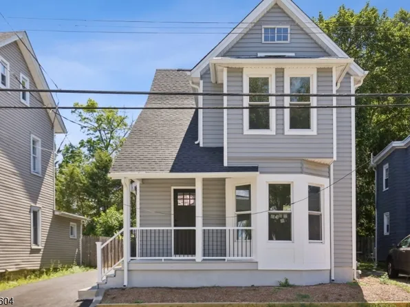 215 Grand Ave, Hackettstown Town, NJ 07840