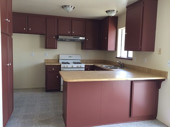 3rd image of 14360 Rockenbach St