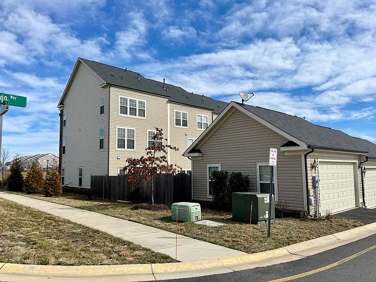 460 Coneflower Ln — Photo 48