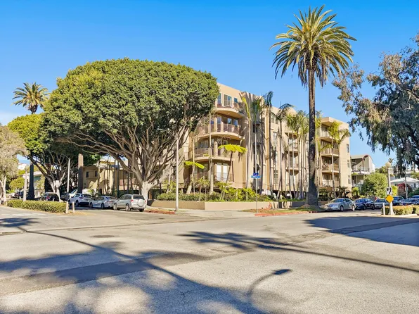 211 California Ave Unit 404, Santa Monica, CA 90403