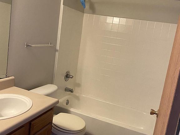 4th image of 1303 W Forest Ave APT 307