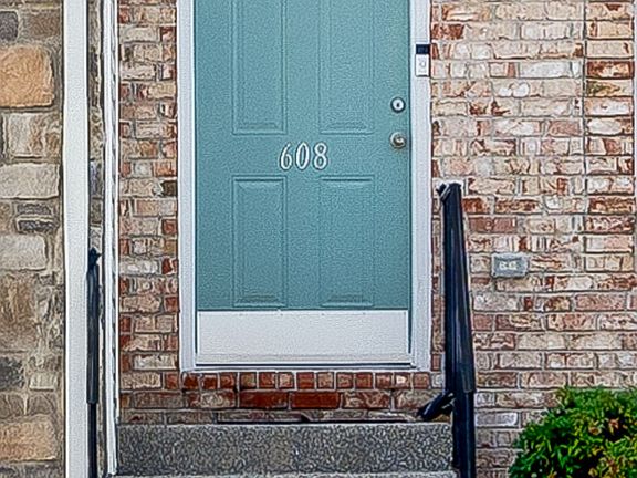 3rd image of 608 Spence Enclave Way