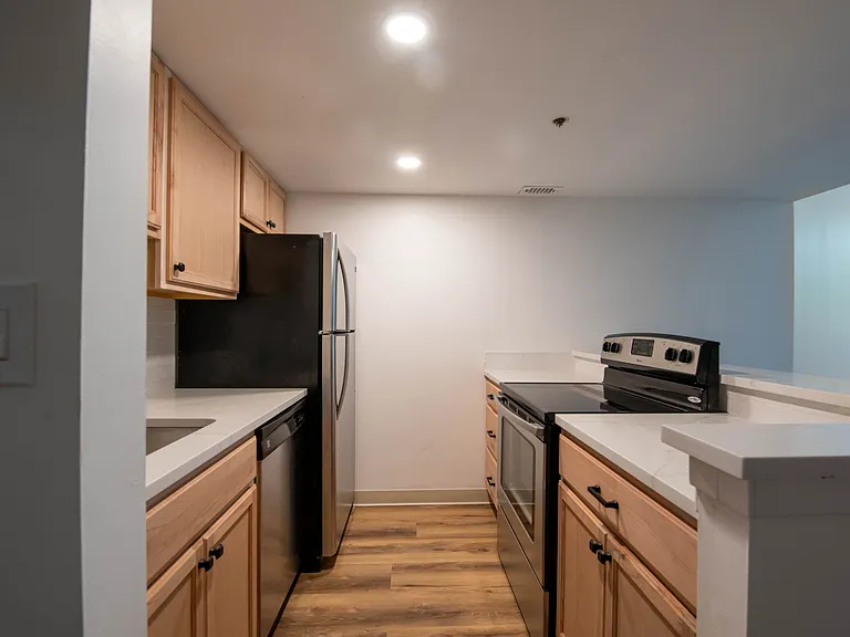 2414 Villa At The Woods — Photo 8