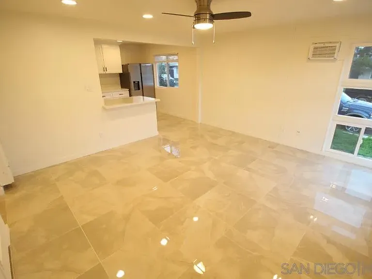 4915 Coconino Way — Photo 5