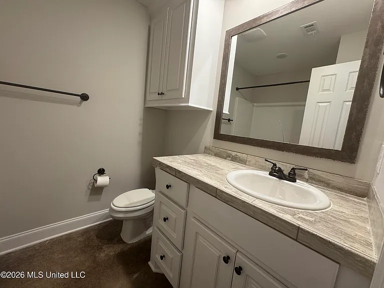 102 Rotherfield Pl — Photo 13