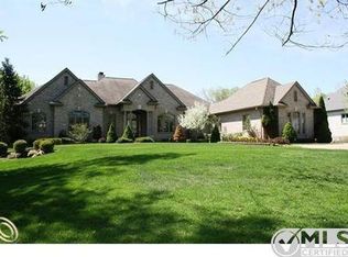 2698 Dean Dr, Washington, MI 48094