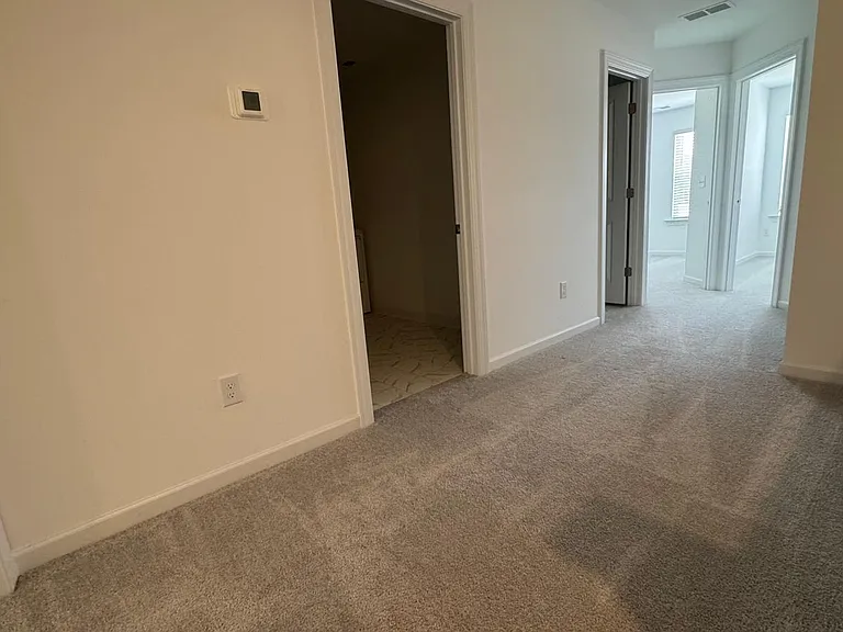 8815 Malmesbury Ln — Photo 18
