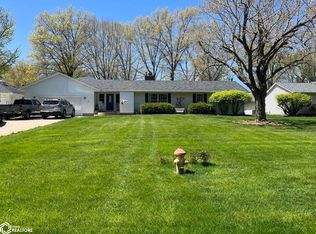 1533 N Van Buren Ave, Ottumwa, IA 52501