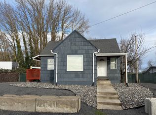 4441 NE Crystal Ln, Portland, OR 97218