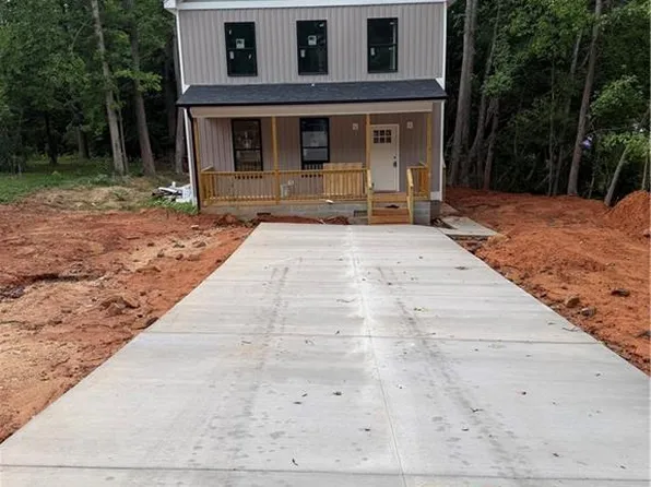 215 Carriage Loop, Burlington, NC 27217