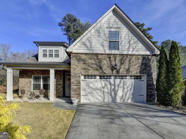 4001 Sovereign Dr, Buford, GA 30519