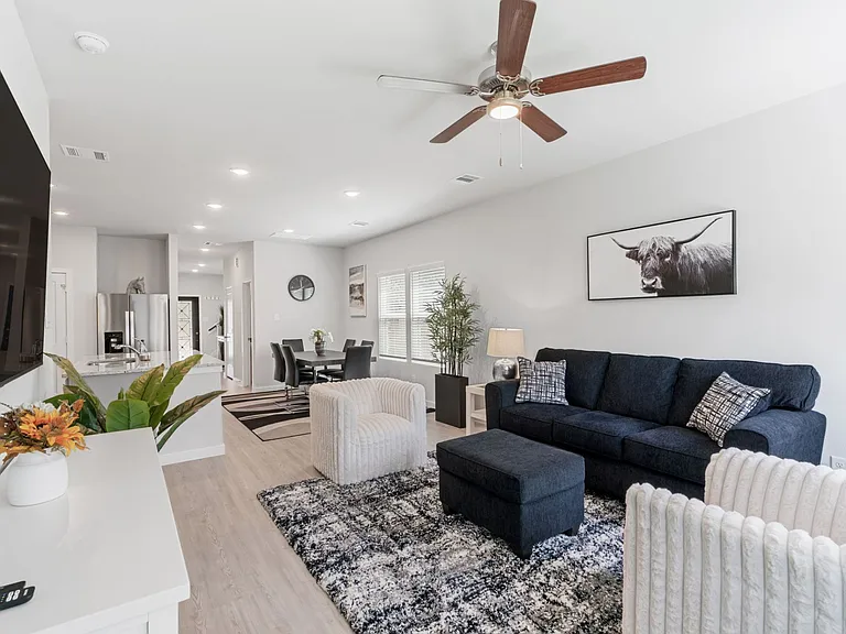 Arrowroot Ln — Photo 9