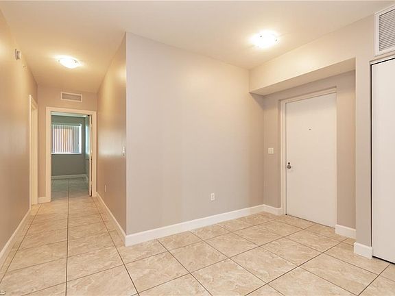 4th image of 3000 Oasis Grand Blvd APT 603