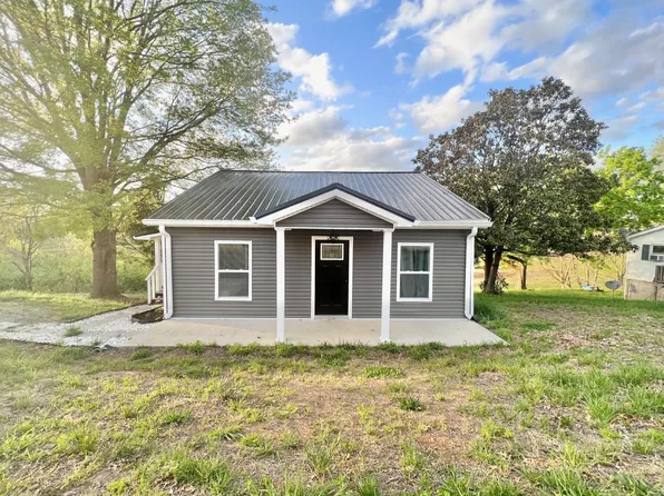 114 Walton Ave, Carthage, TN 37030