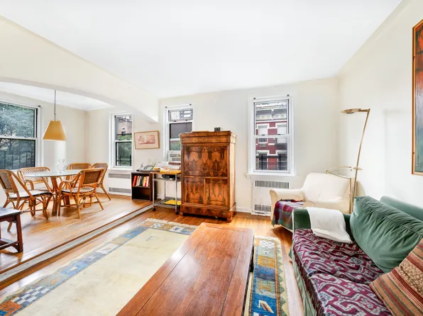 310 West 55th Street 5G image 1 of 6