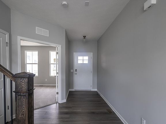 3rd image of 10714 Baker Creek Ln