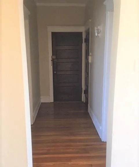 2208 W Berteau Ave #3 — Photo 15