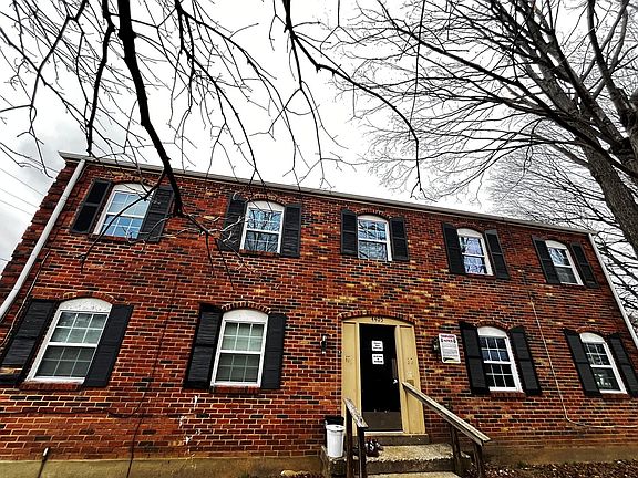 2nd image of 4405 Landside Dr #4