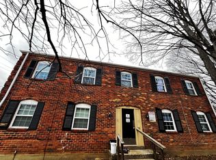 4405 Landside Dr #3, Louisville, KY 40220