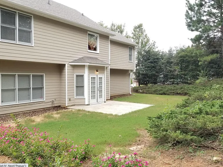 4310 Canterbury Walk Dr — Photo 2