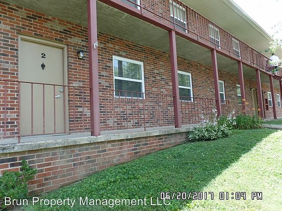 2nd image of 2716 Holbrook Dr APT 2