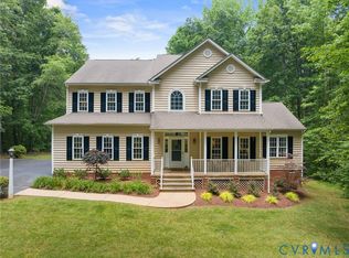 4156 Royal Ridge Ct, Louisa, VA 23093