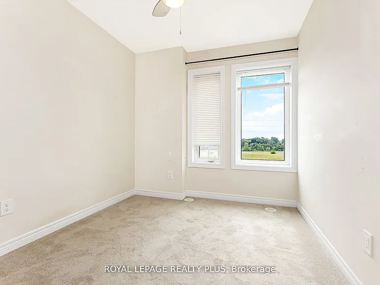 120 Watson Pkwy N #1 — Photo 25