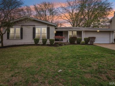 1077 Appalachian Trl, Chesterfield, MO, 63017