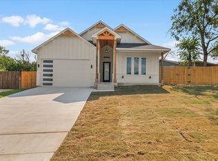 2233 Andover St, Fort Worth, TX 76114