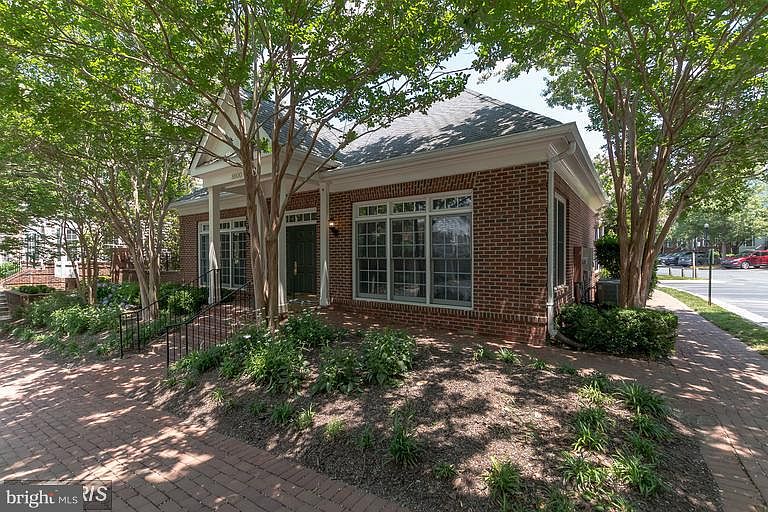 2nd image of 1567 Northern Neck Dr APT 202