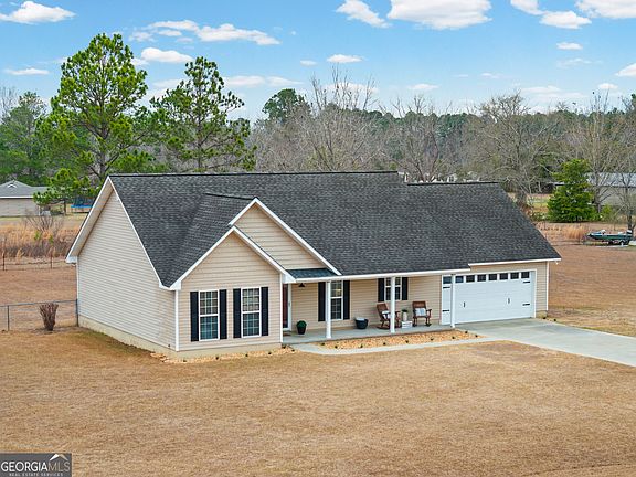 5th image of 5605 Woodstone Dr