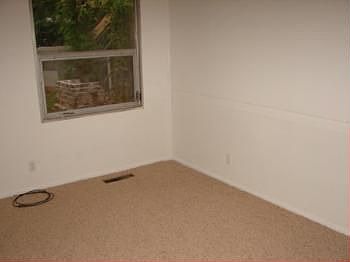 5th image of 1010 Riverton Dr