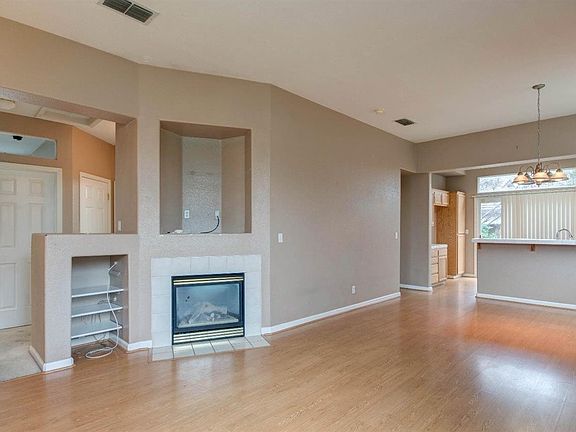 2nd image of 679 Grafton Way