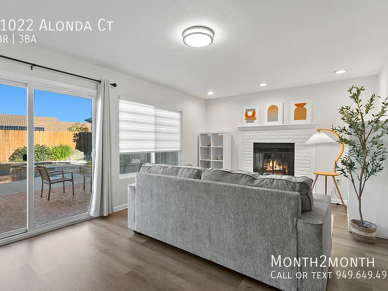 11022 Alonda Ct — Photo 6