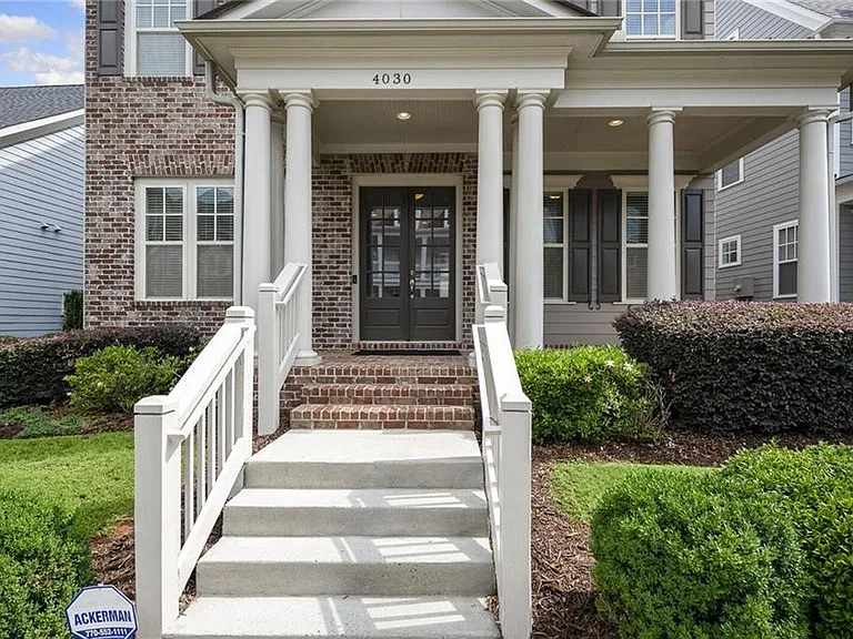 4030 Declaration Dr — Photo 2