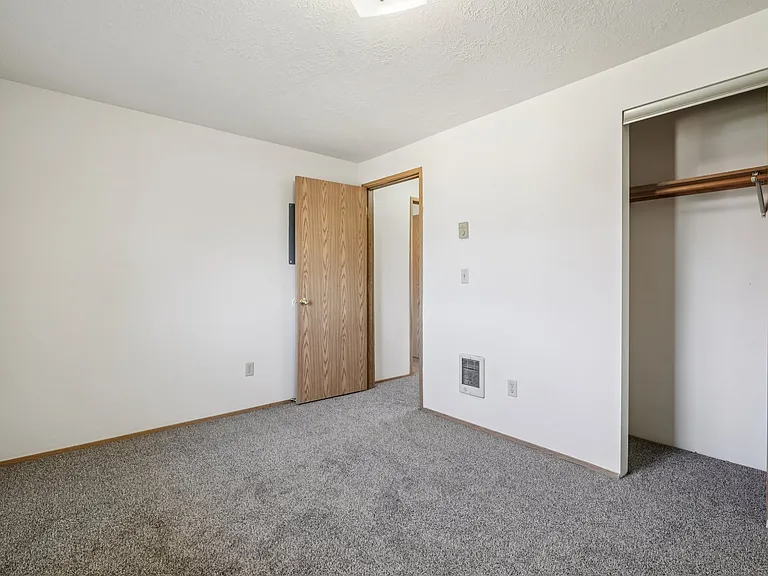 La Creole Apartments — Photo 26
