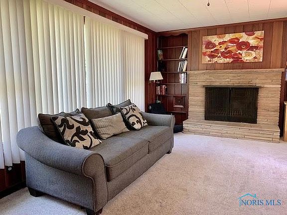 5th image of 139 Lones Dr
