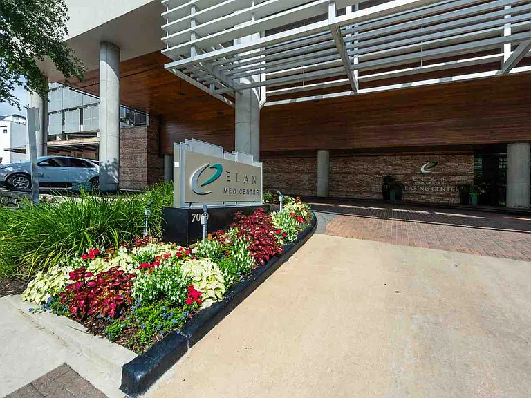 Elan Med Center — Photo 24