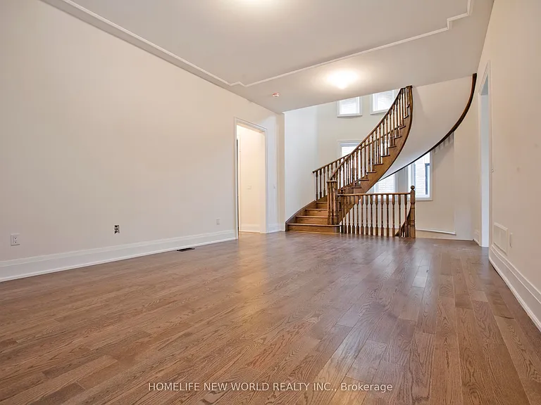 11 Queen Magdalene Pl — Photo 5