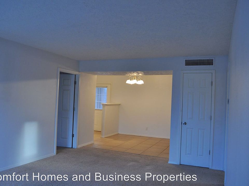 2nd image of 212 San Clemente Ave NW APT 8